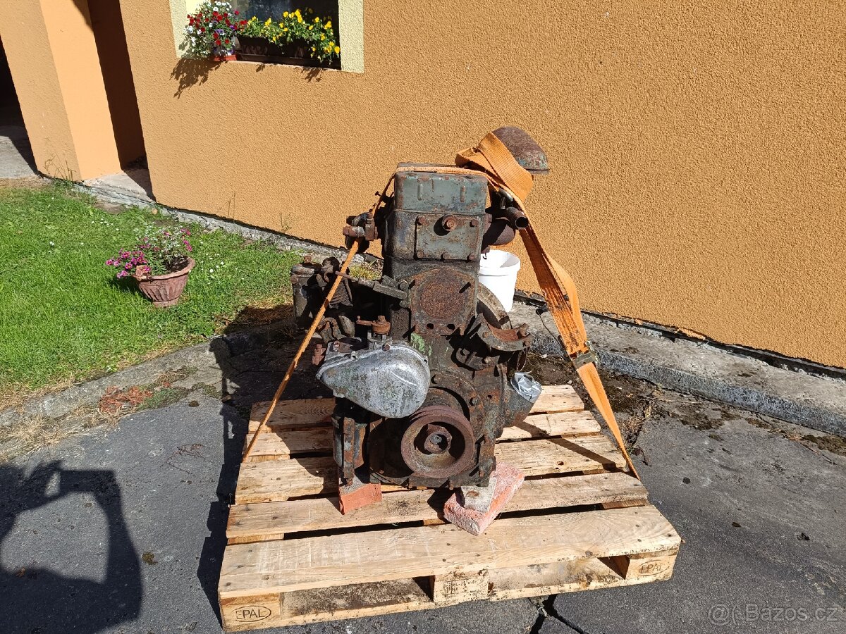 Motor na Zetor 25 - 3