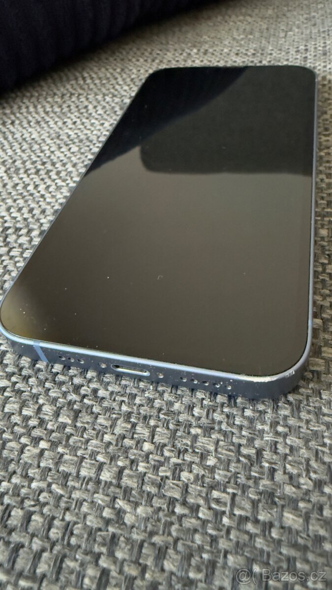 Apple iPhone 14 - 3