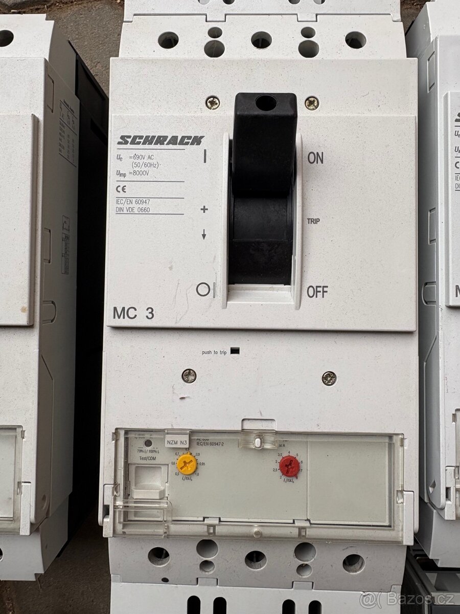 Jistič schrack MC3 630A , 400A , ABB Tmax 250A. - 3