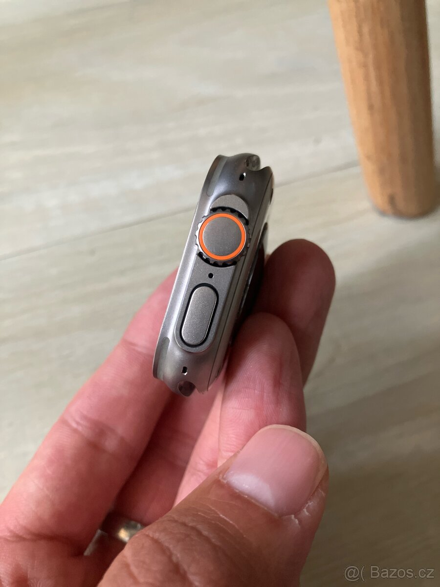 Apple Watch Ultra 1 - 3