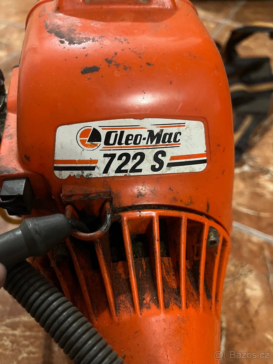 Křovinořez Oleo-Mac 722S - 3