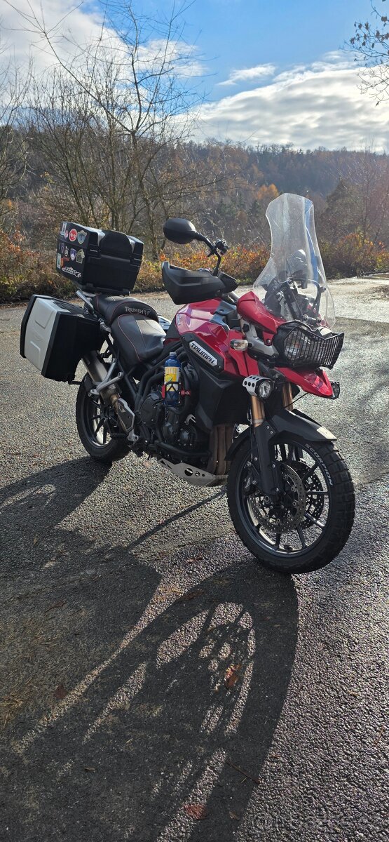 TRIUMPH 1200 EXPLORER - 3