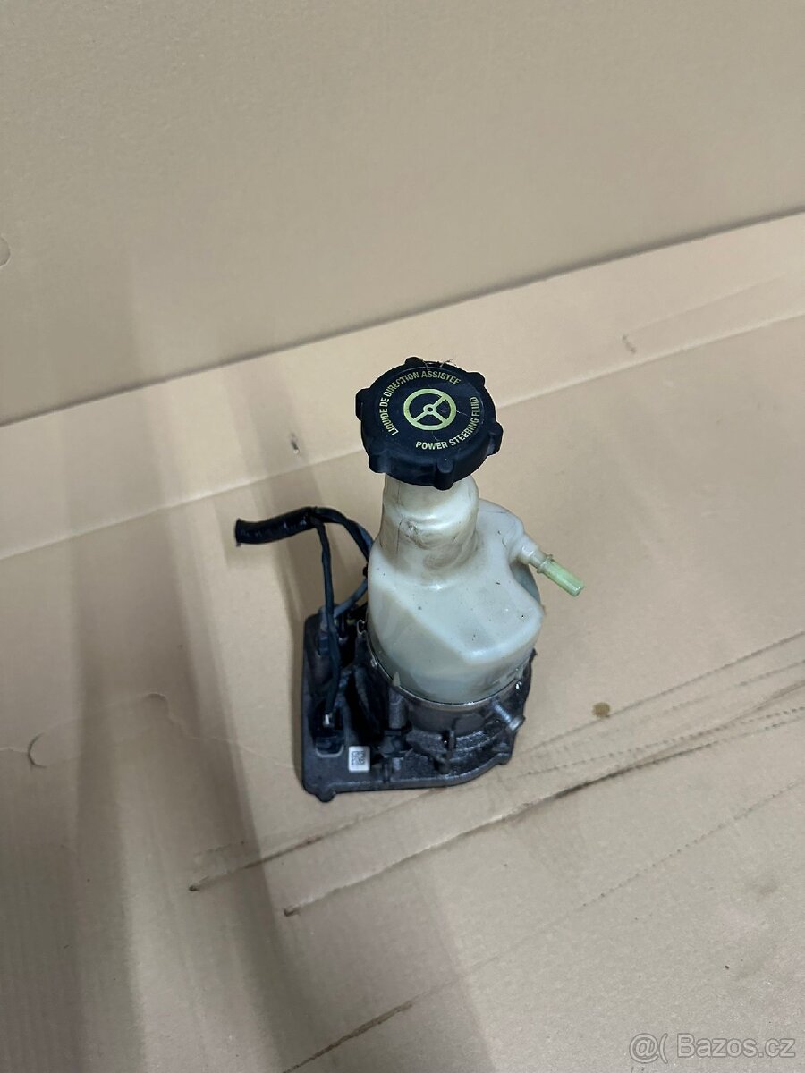 Servo čerpadlo Ford - 3