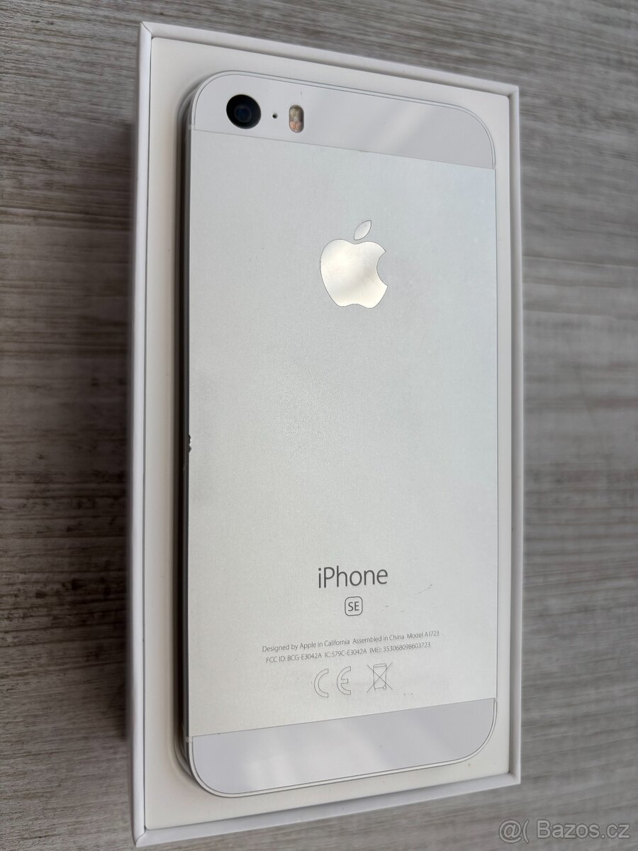 iPhone SE 32GB Silver (2016) - 3