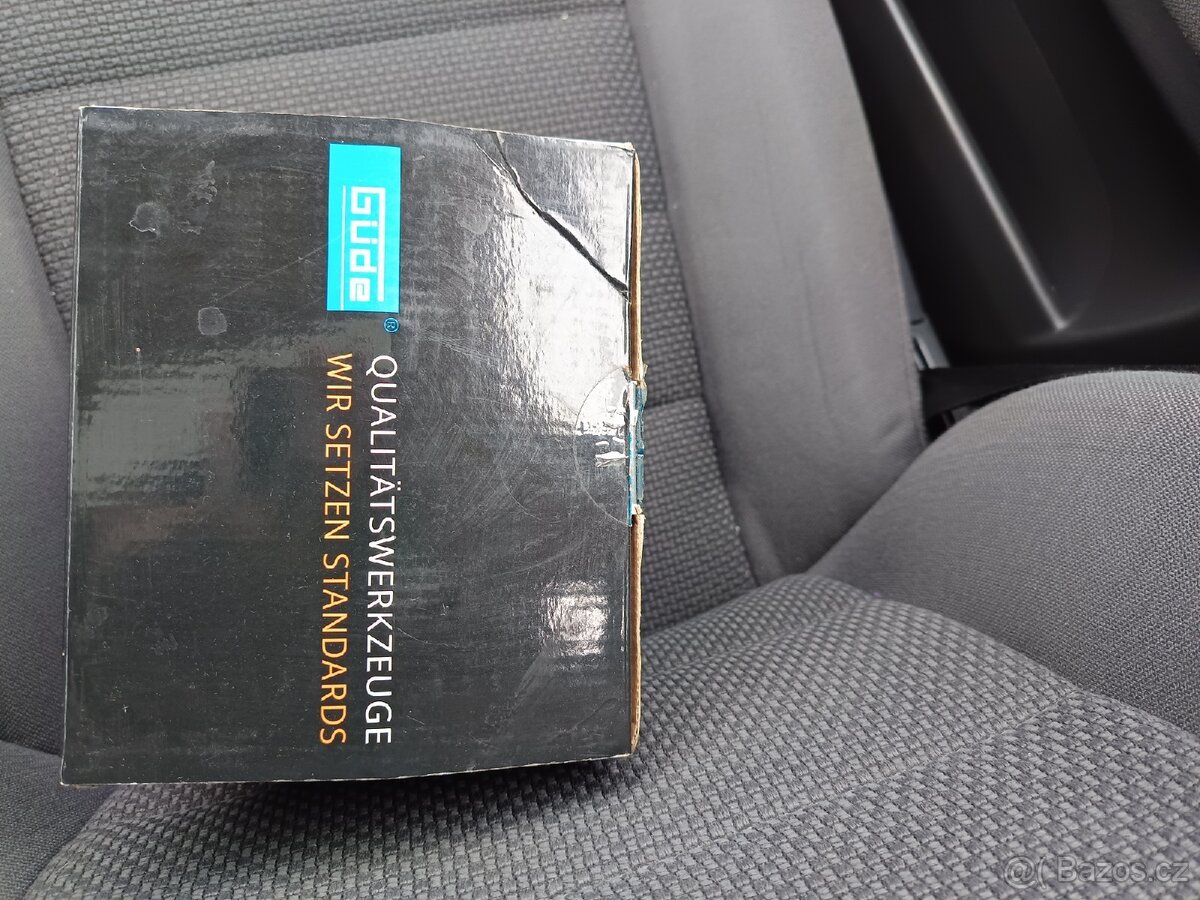 Nabijecka na auto moto - 3