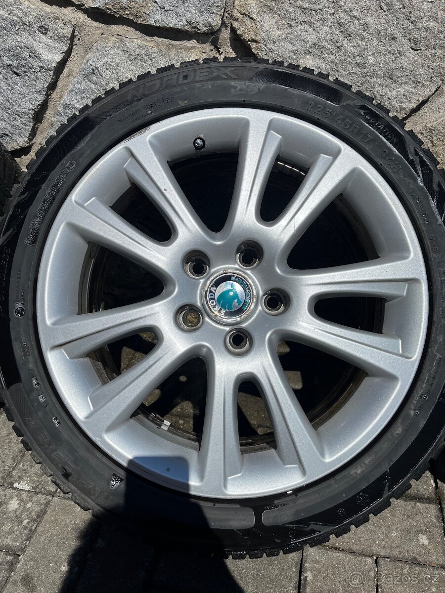 Originál kola octavia R17 - 3