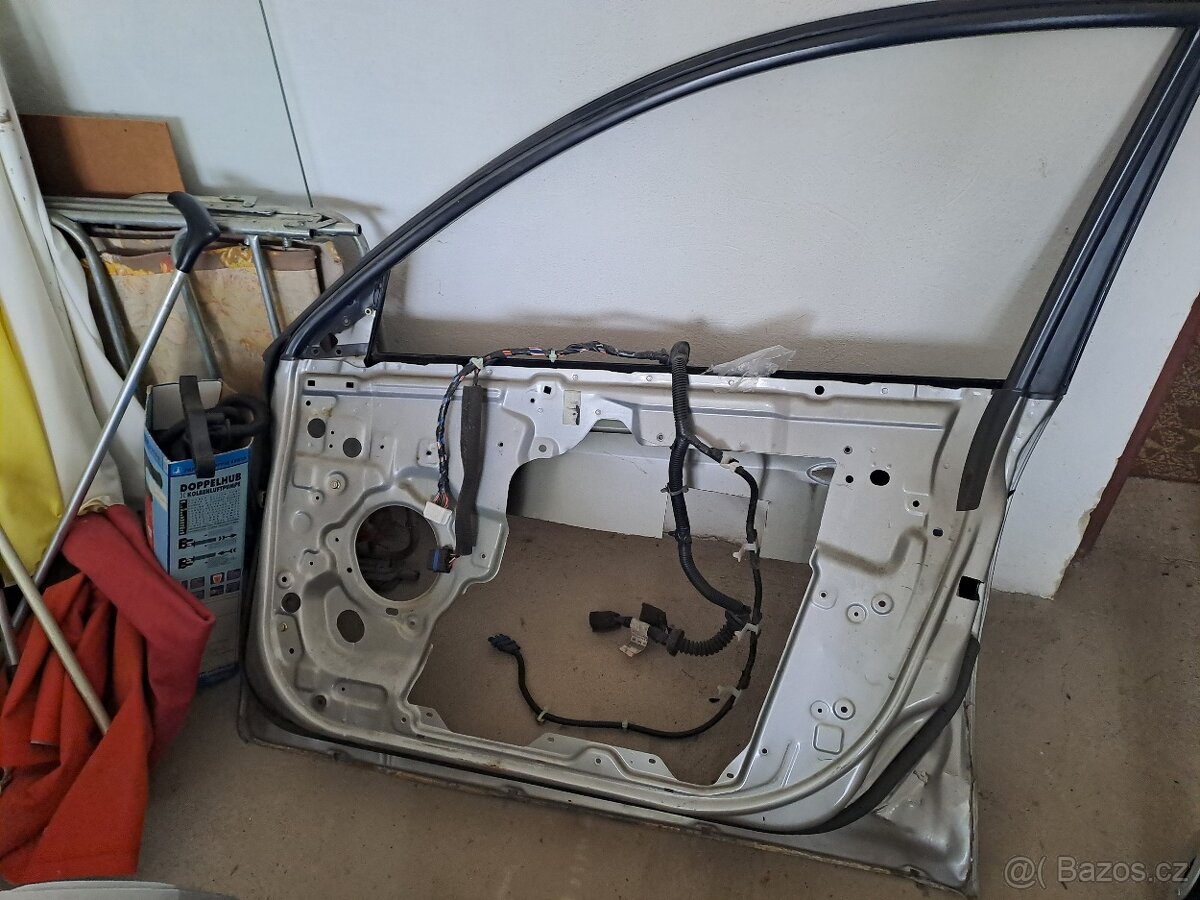 P12-kabeláž dveří, zadní světla - 3