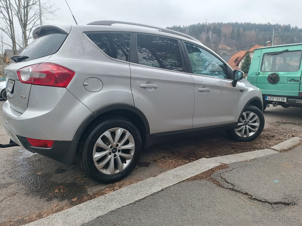 Ford Kuga 4x4 - 3