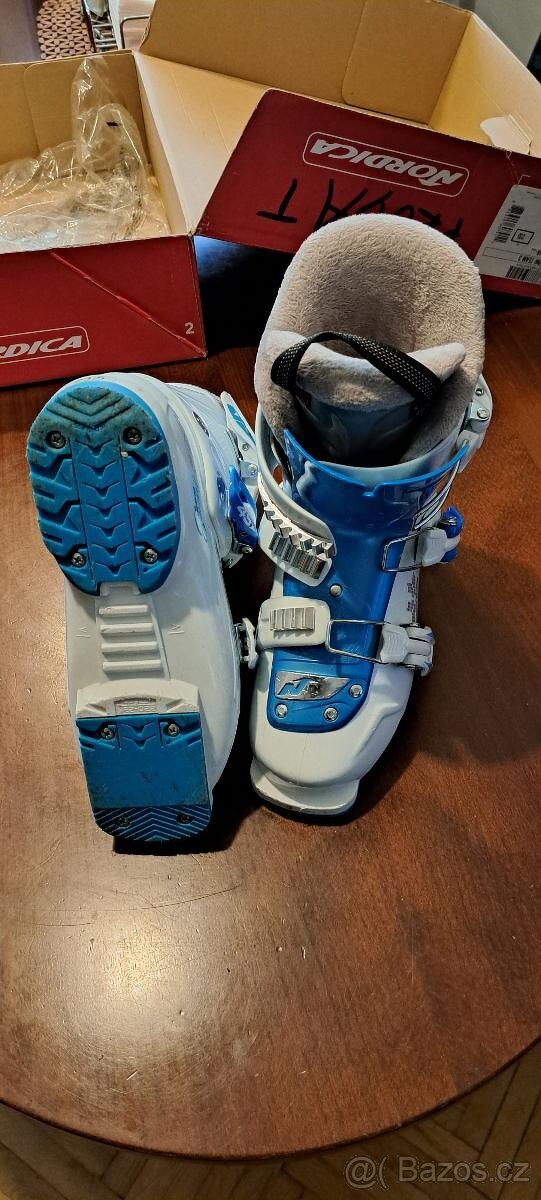 Prodám lyžařské boty Nordica vel. 235 ( EU 37 ) - 3
