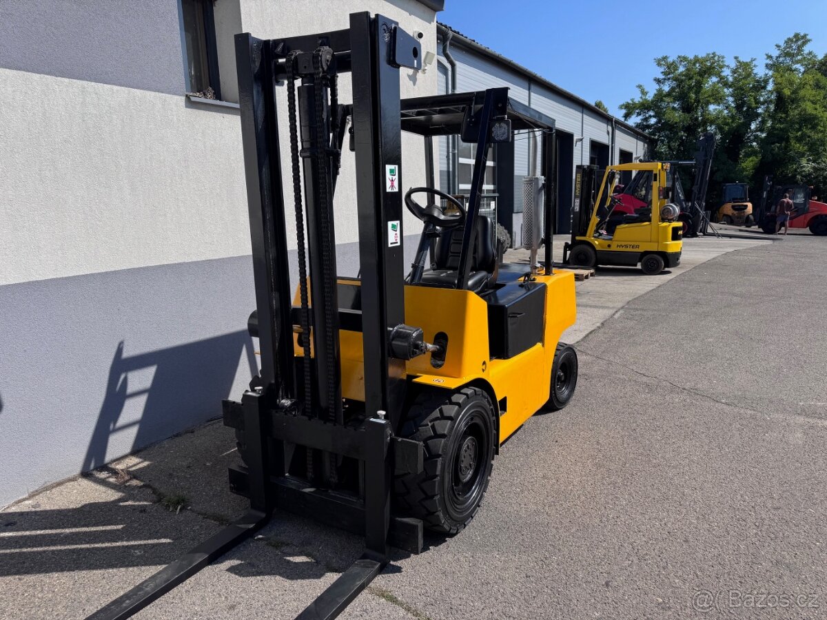 Vysokozdvižný vozík Bulhar 3,5t, po GO, diesel - 3