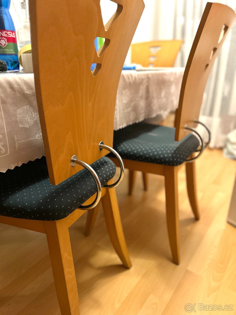 Jídelní stůl a židle TON - 3