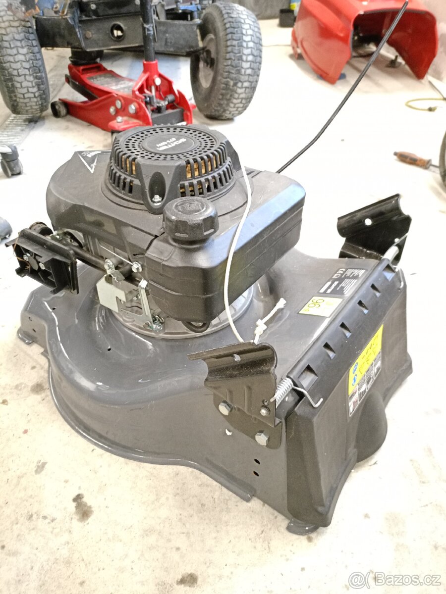 Zahradní Sekačka-nová kastle s motorem - 3