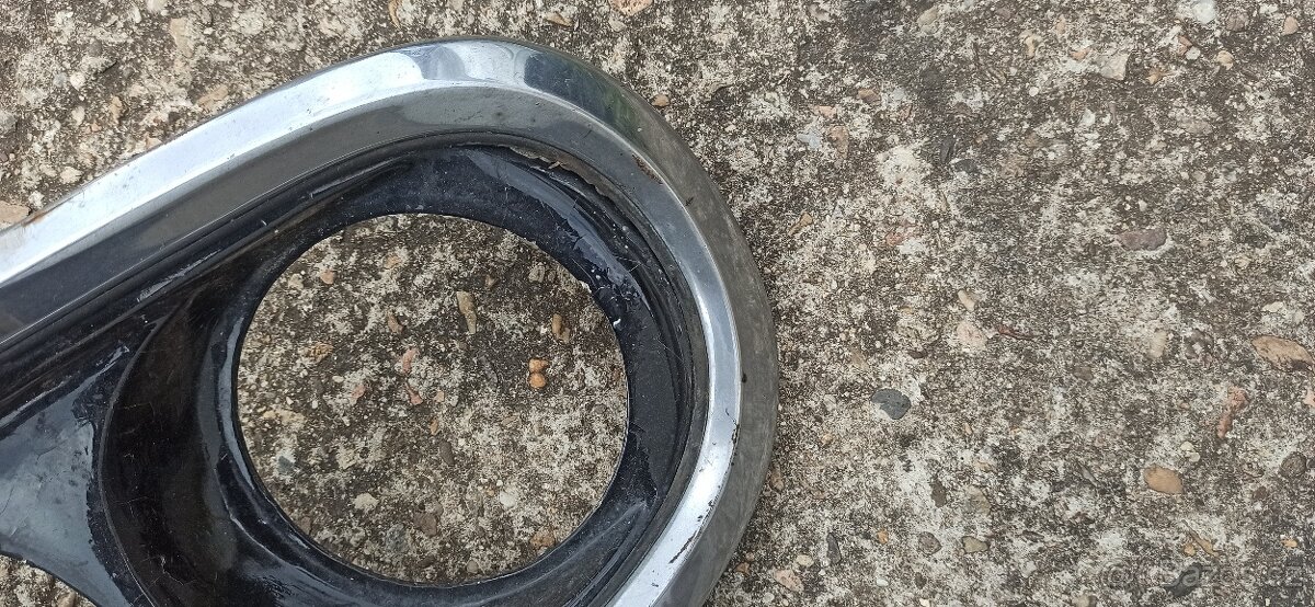 PRODÁM NA TATRA 603 PŘEDNÍ MASKU - 3