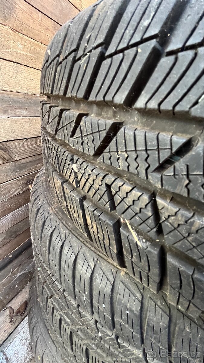 pneu 195/65 r15 - 3
