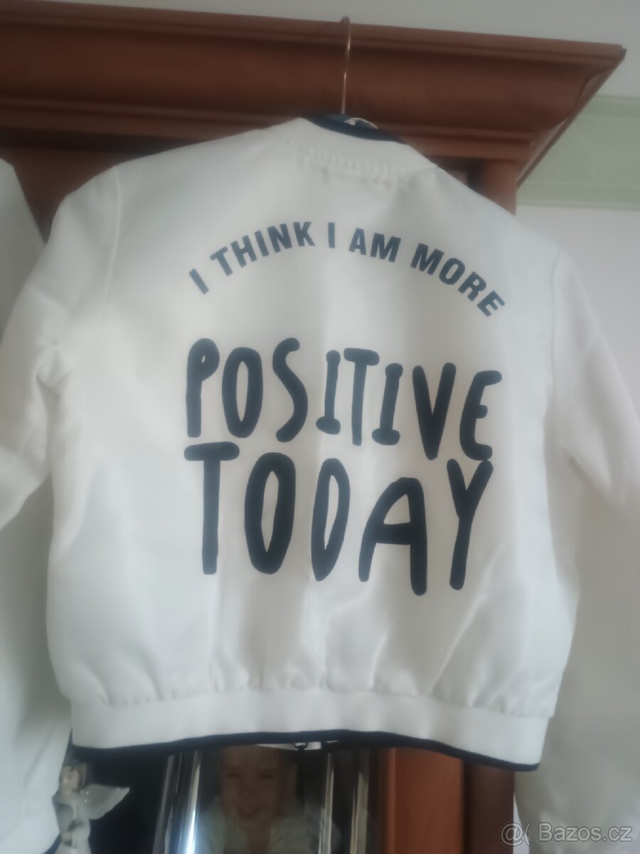 Šatičky + krásná bunda Bomber - 3