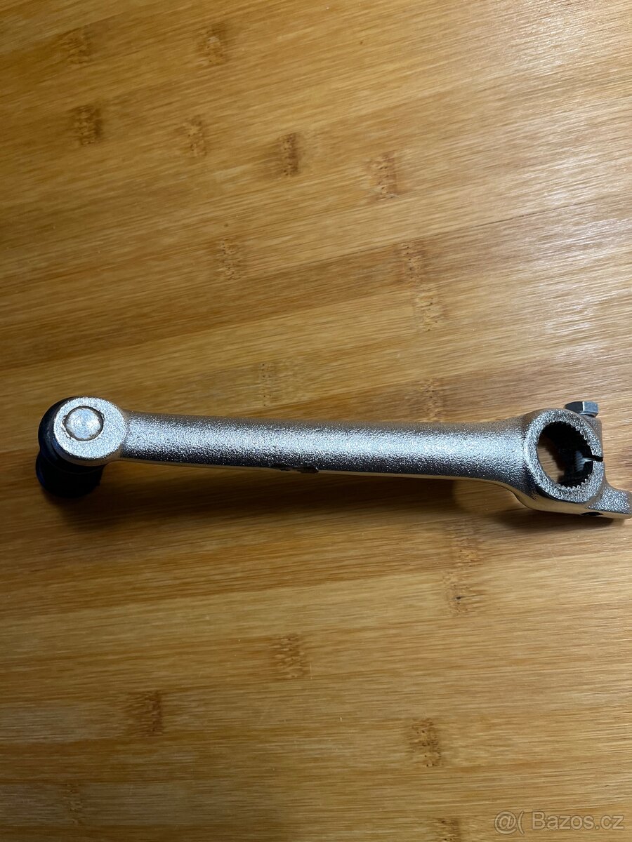 Páka Jawa panelka - 3