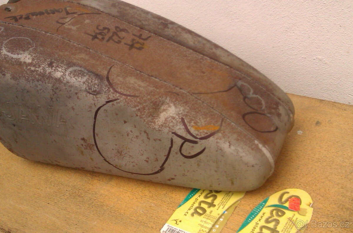 Nádrž Jawa Robot - 3