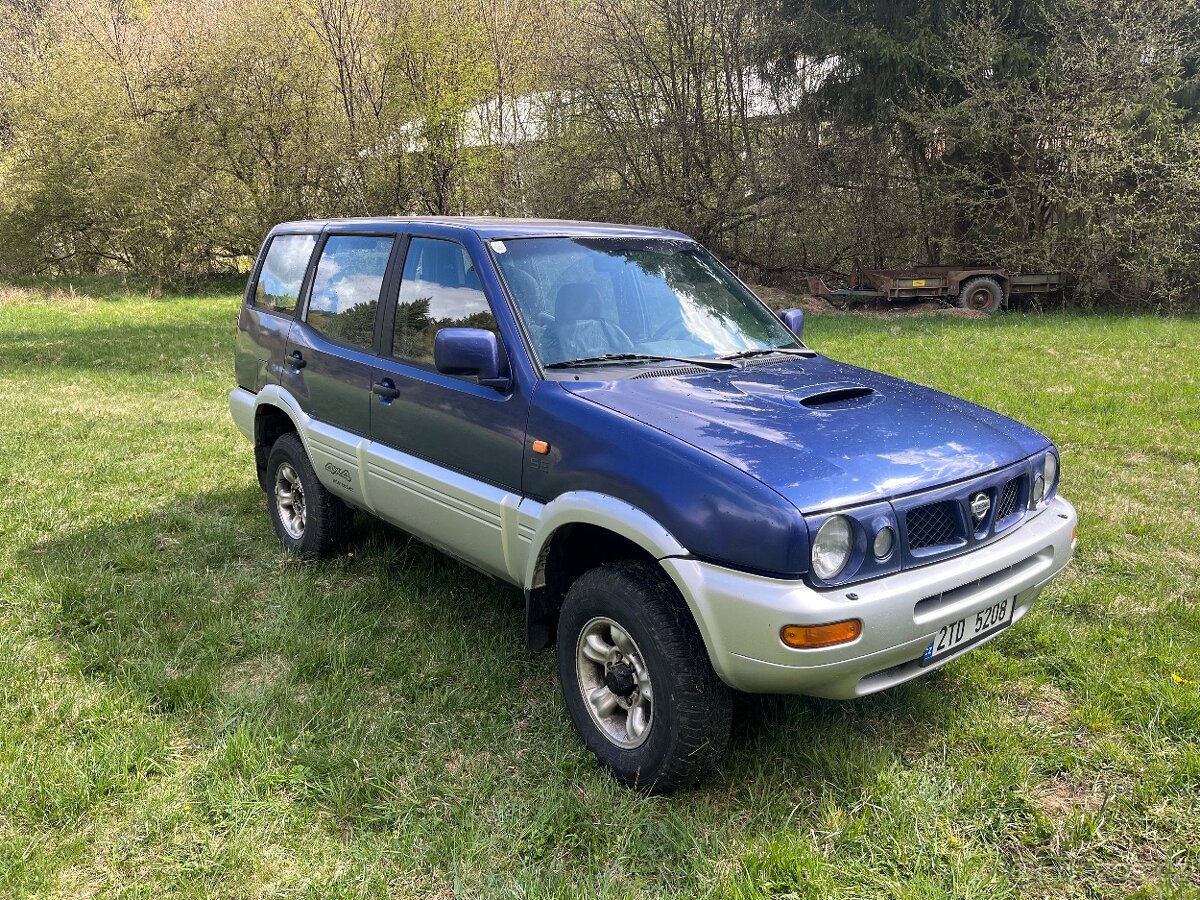 Nissan Terano 2 - 3
