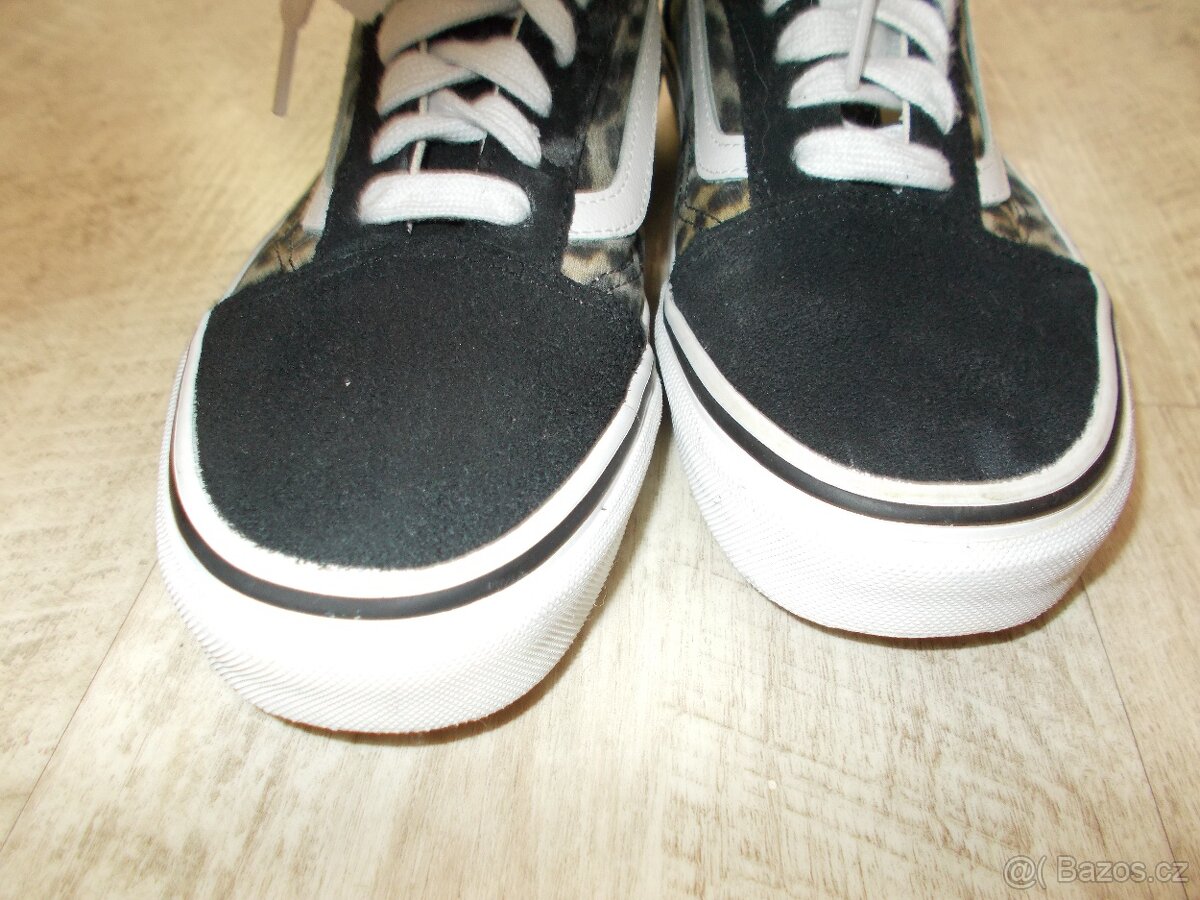 NÁDHERNÉ KOŽENE BOTY VANS V.39 100%STAV - 3