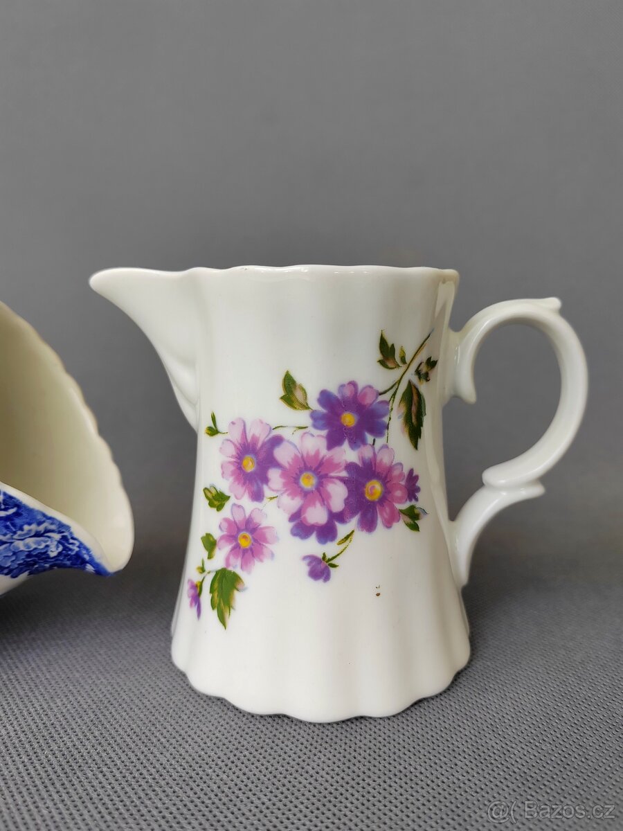 Krásný porcelánový a keramický mlecenky - 3