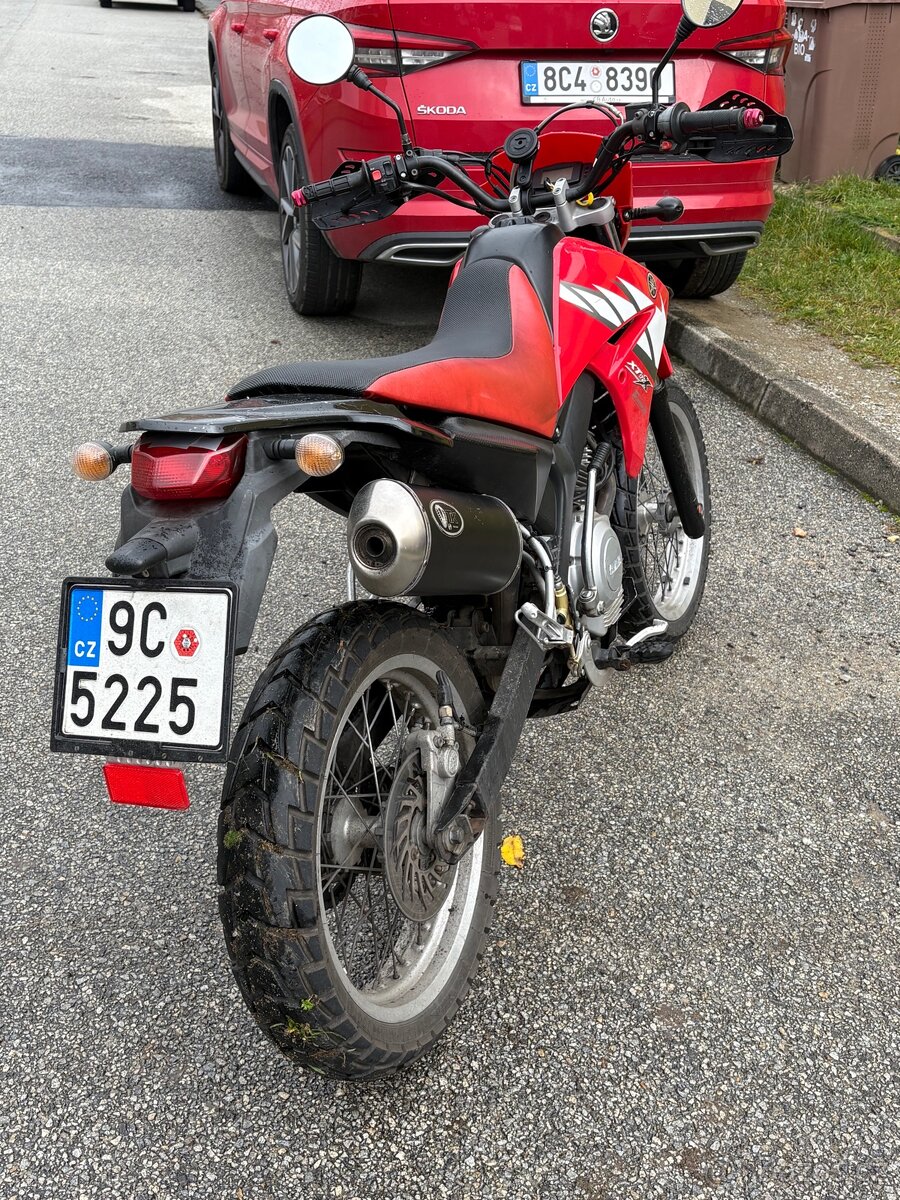 Yamaha xt 125 x - 3