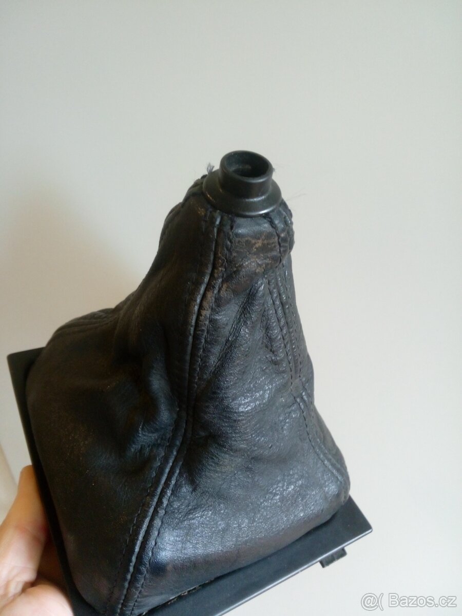 Audi A6 C4, Audi 100 manžeta řadící páky - 3