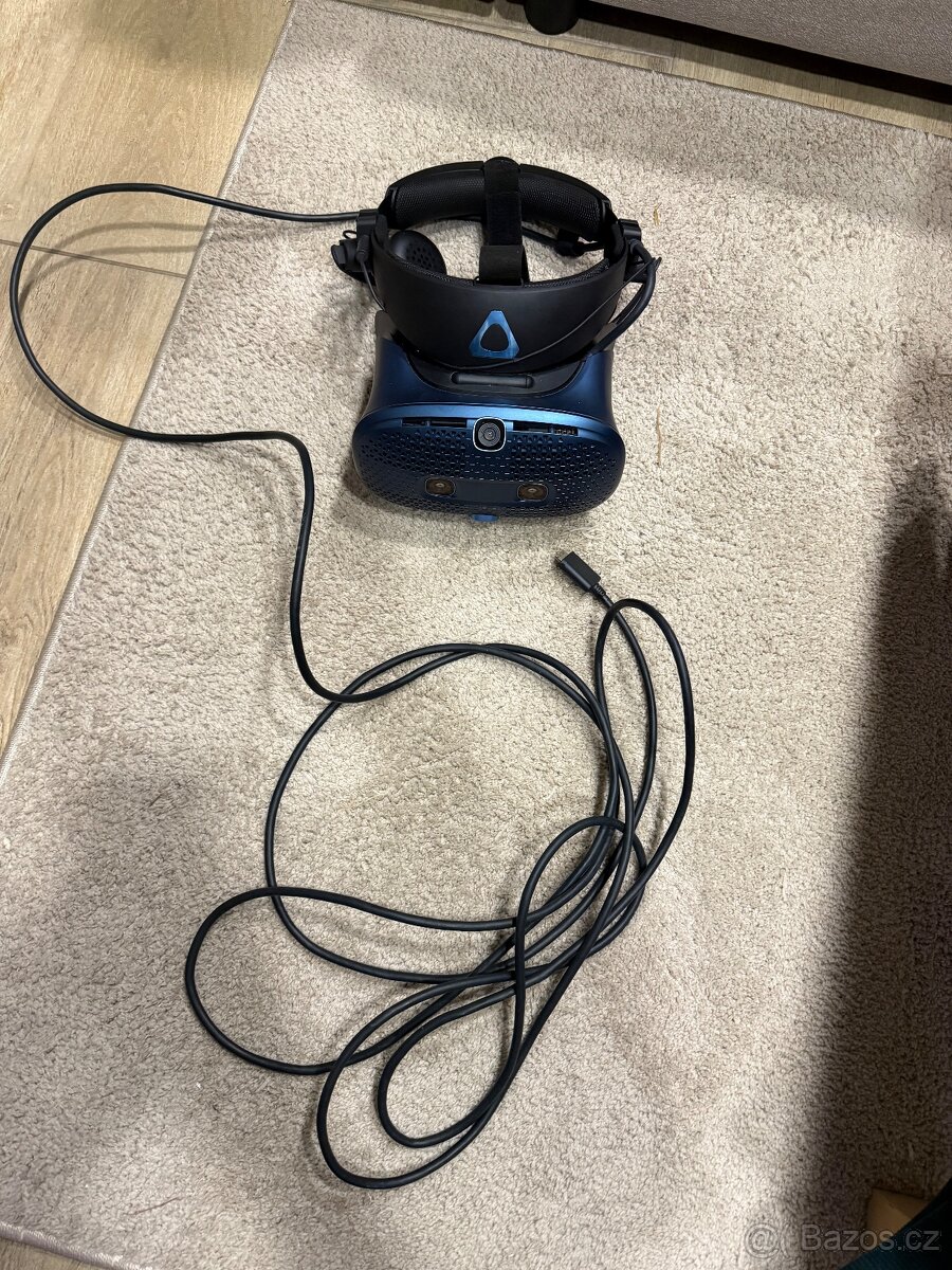 HTC Vive Cosmos Virtuální brýle k PC - 3