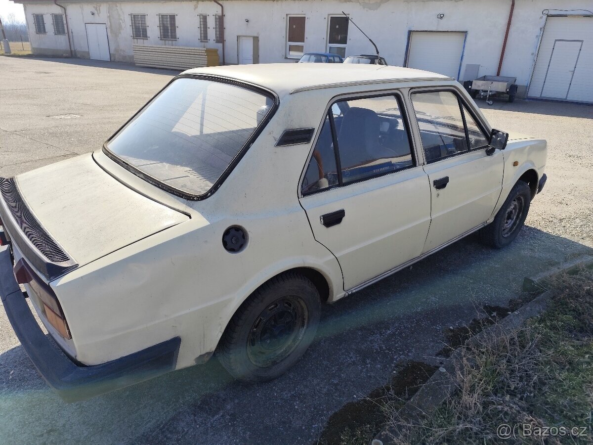 Škoda 125L + 105L - 3