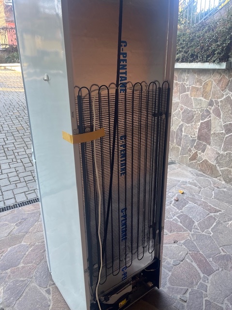 Lednice s mrazákem ROMO + Beko - 3