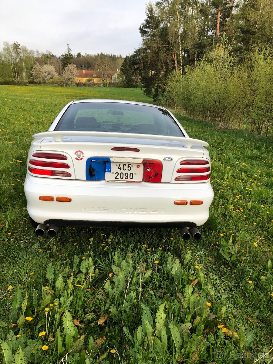 Ford Mustang 5.0GT - 3