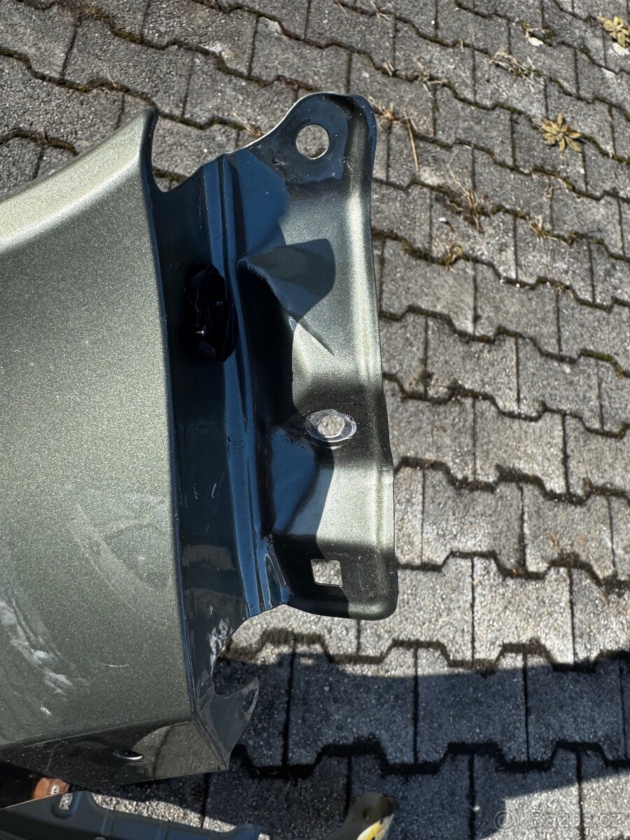 Suzuki ignis - pravý přední blatník - 3