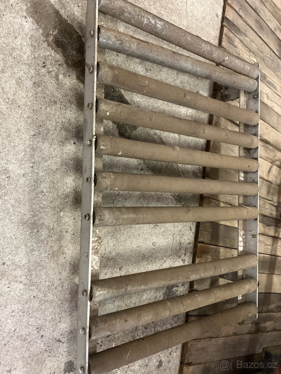 Dopravník válečkový - 3