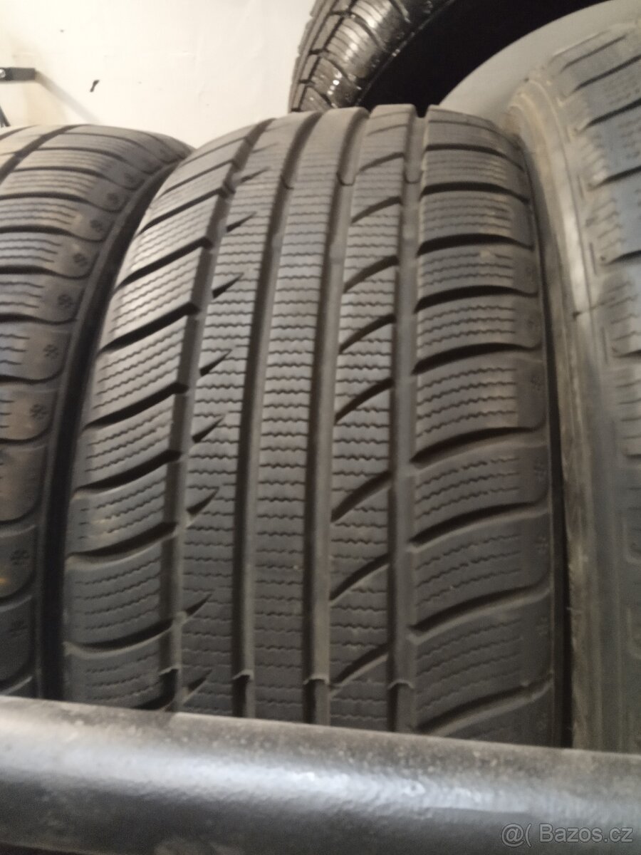 Zimní 205/55/16 205/55 R16 - 3