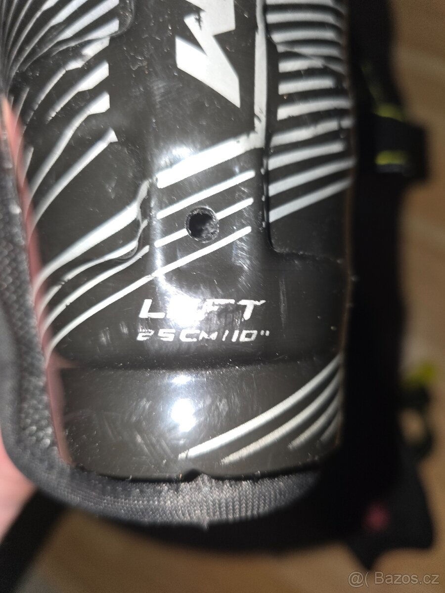 Hokejová výstroj - 3