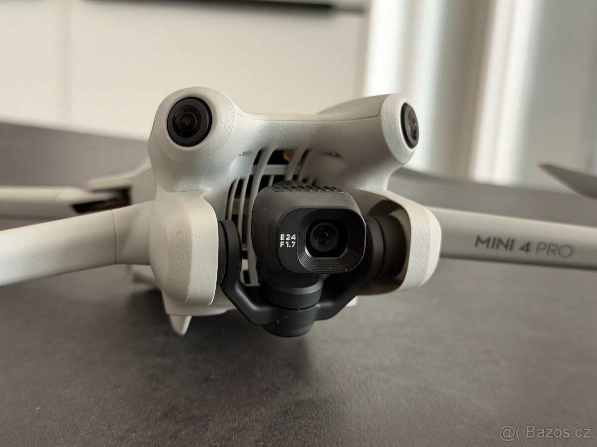 Dron DJI Mini 4 Pro - 3