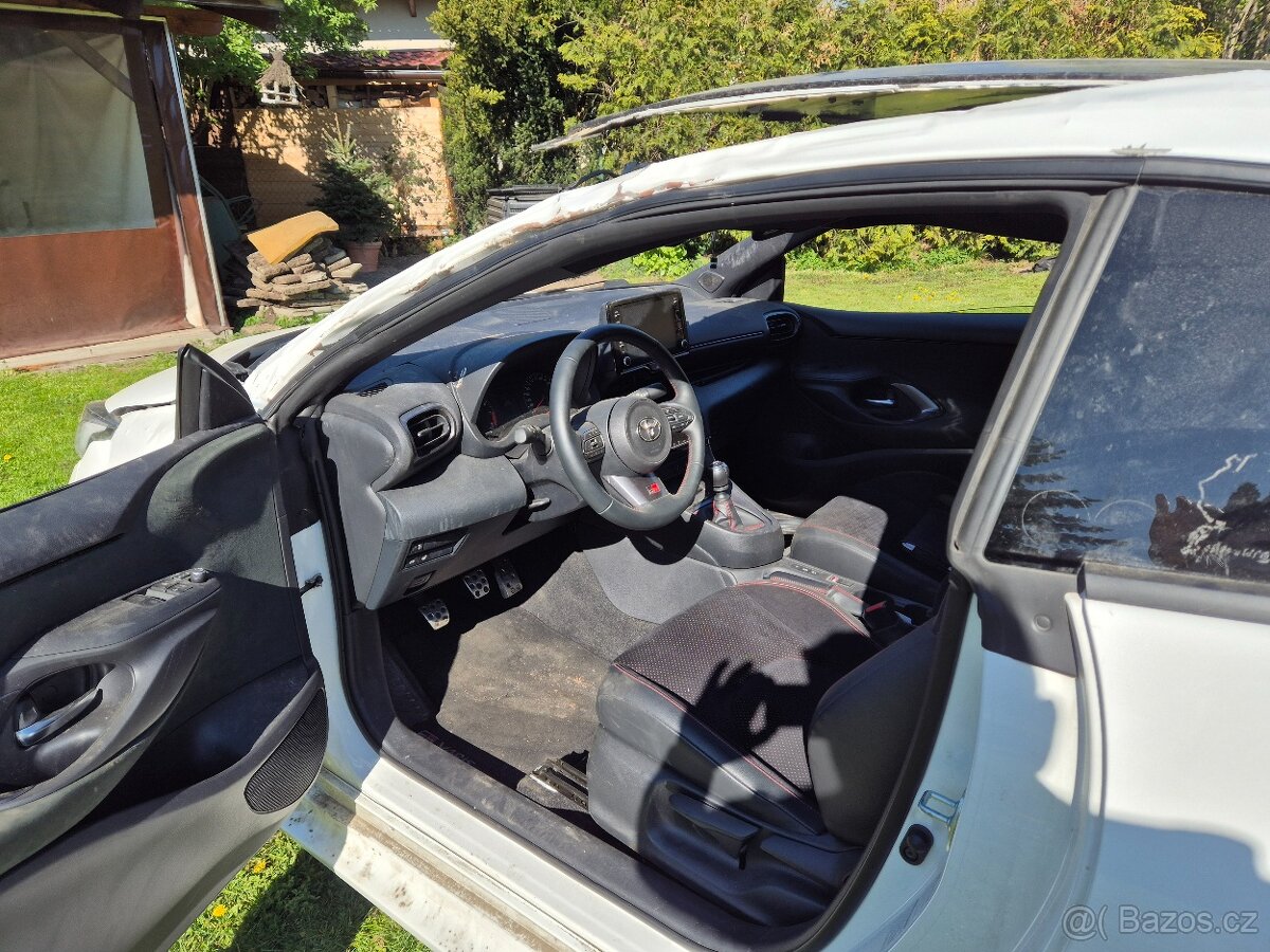 Toyota yaris Gr - 3