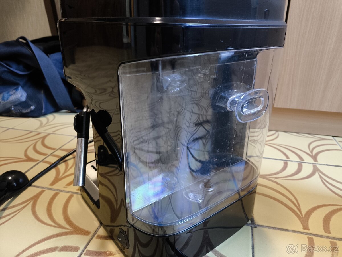 Prodám set pákový kávovar ETA kávomlýnek KRUPS - 3