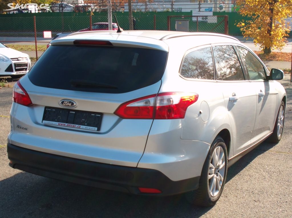 Ford Focus 1,6 16V kombi PDCvyhř.sklo,servisFORD,101tis.km - 3