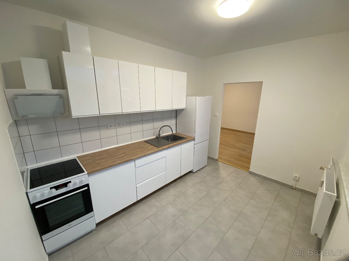 Byt 3+1 Břidličná 78m2, Dlouhá, osobní vl. - 3