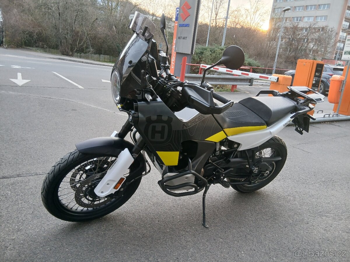 Husqvarna Norden 901 (2022/35500km) - 3