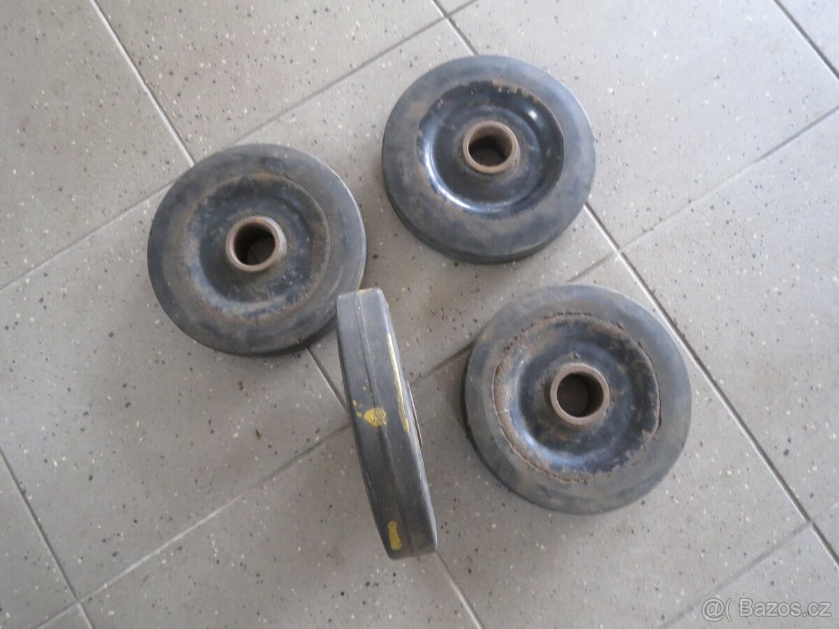 4 kolečka pr. 20 cm. - 3