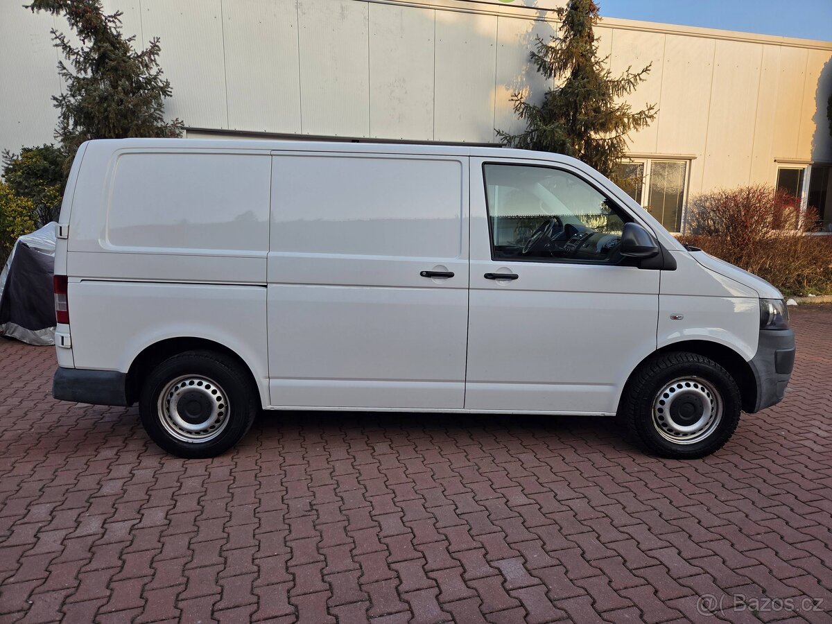 VW Transporter 2.0 TDI,DPH,2012,Tažné,1.Majitel - 3