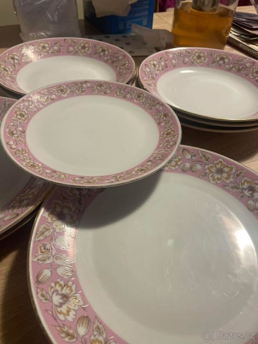 Sada - mix talířů - 3