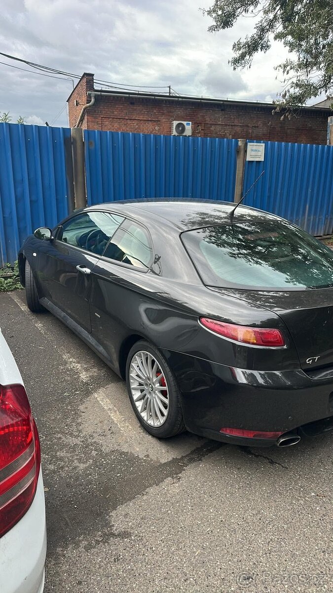 Prodám nebo vyměním alfa Romeo gt - 3