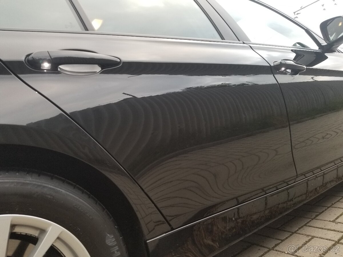 BMW 318d F31 manuál rok 2018 - 3