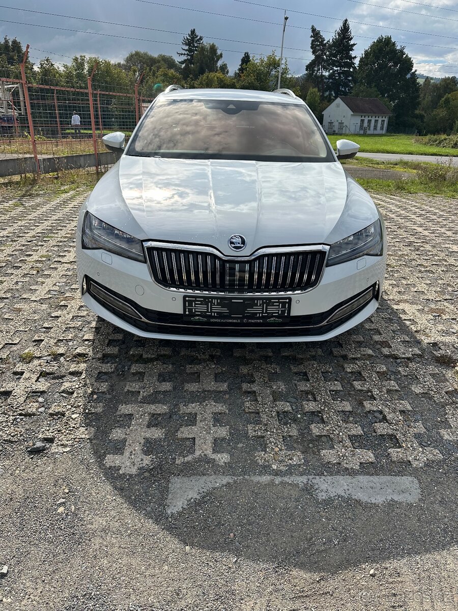 Škoda Superb 2.0Tdi 110kw style Dsg 1 majitel 2021 - 3