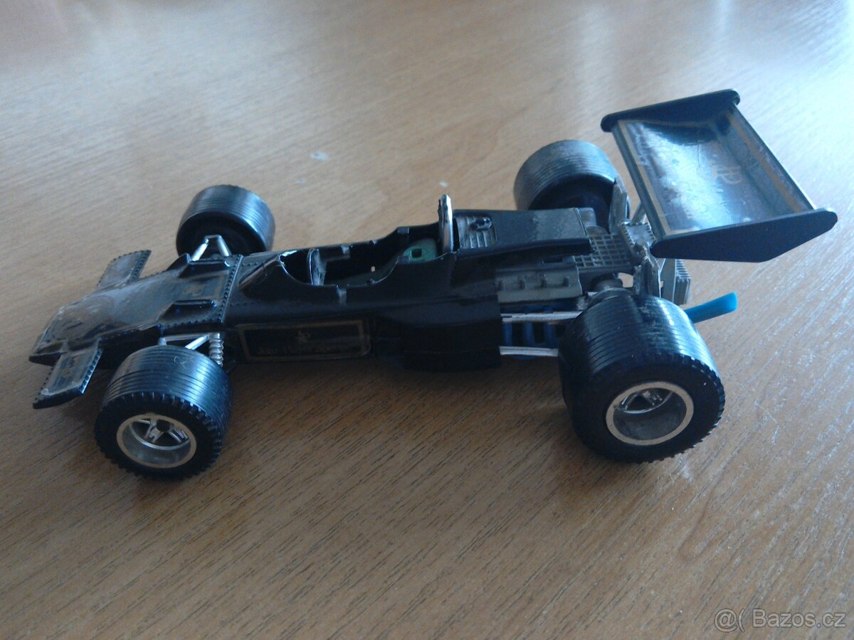 Model Lotus Ford 72 F1 - 3
