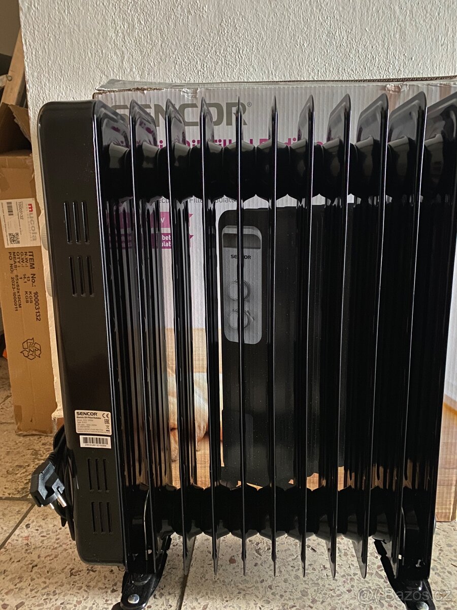 Elektrický olejový radiátor Sencor SOH 3311BK - 3