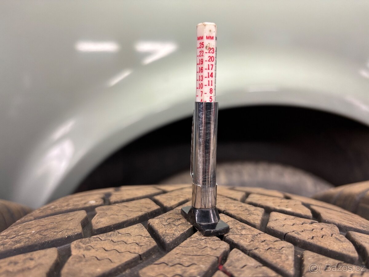 225/60 R18 104 V M+S Bridgestone - 3