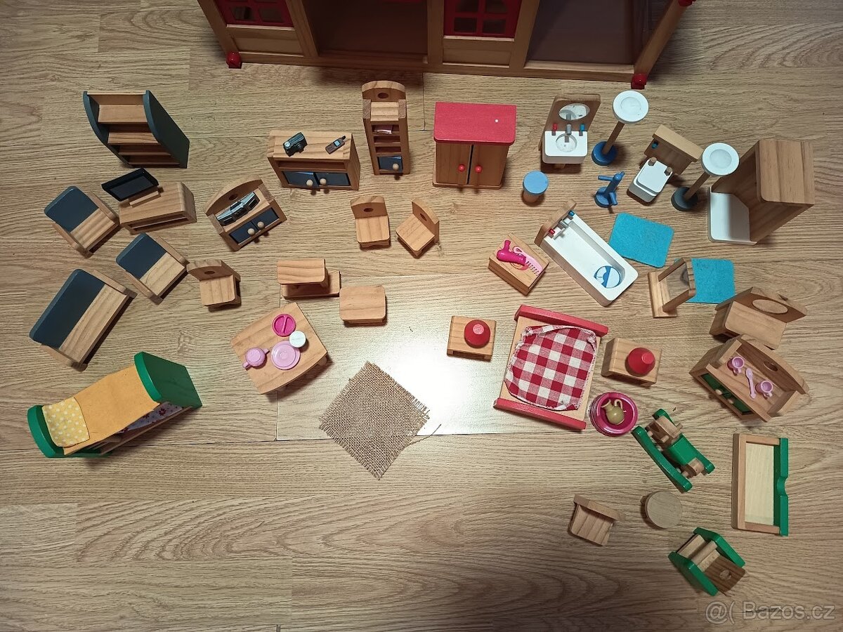 Dřevěný domeček s nábytkem - 3